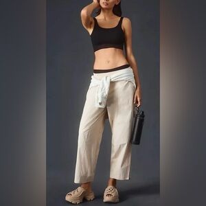 Women’s Daily Practice Anthropologie Straight Ankle Grunge‎ Distressed Pants M.